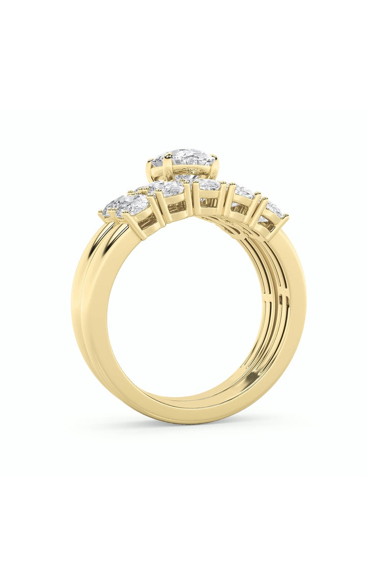 2.5Cttw Oval Shaped Lab Grown Diamond (G/VS) Bridal Set with Matching Band and  Ring in 14K Gold