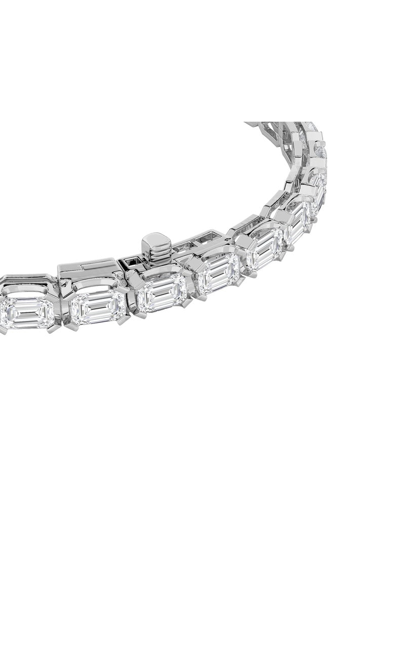 12Cttw Emerald Shaped Lab Grown Diamond (F/VS) Tennis Bracelet in 14K Gold