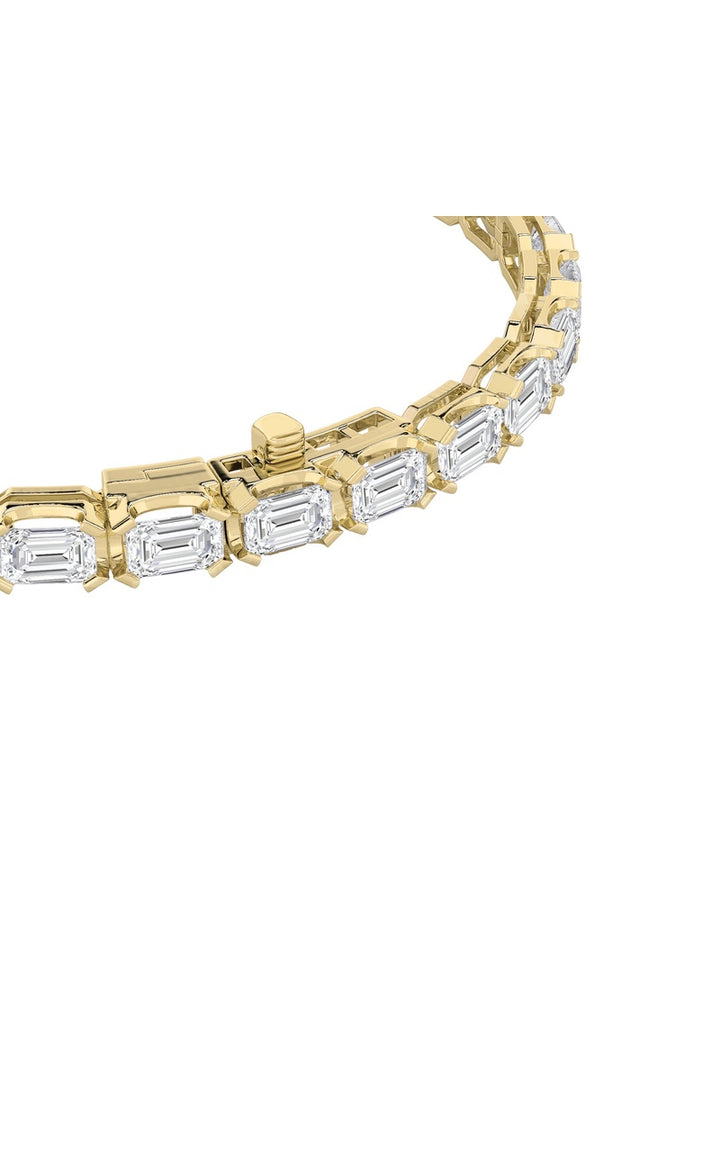 12Cttw Emerald Shaped Lab Grown Diamond (F/VS) Tennis Bracelet in 14K Gold