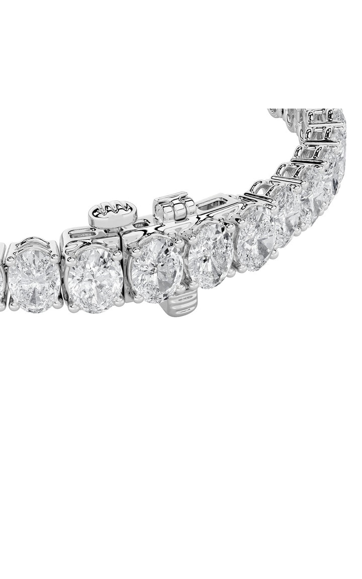 15Cttw Oval Shaped Lab Grown Diamond (F/VS) East West Line Bracelet in 14K Gold