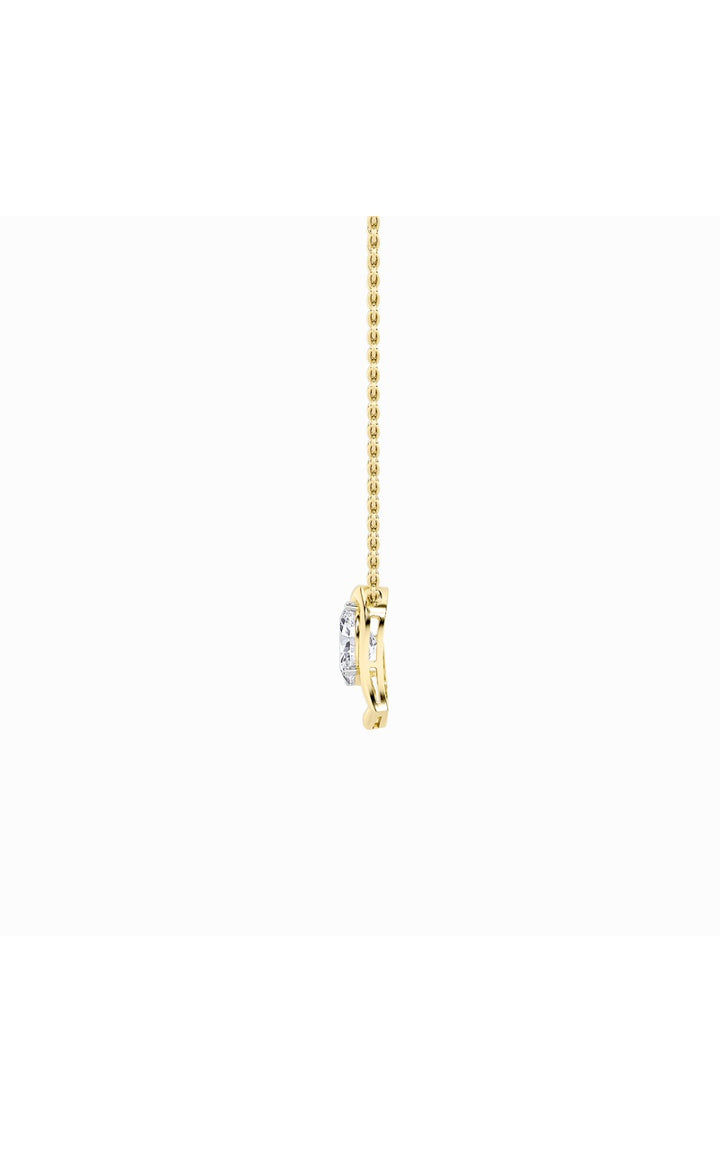 2Cttw Oval Shaped Lab Grown Diamond (F/VS) Heart Shaped Pendant in 14K Gold