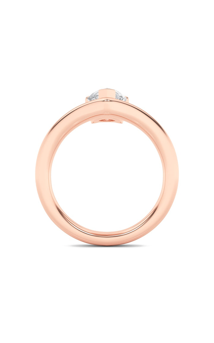1.5Cttw Pear Shaped Lab Grown Diamond (F/VS) Chevron Solitaire Engagement Ring in 14K Gold