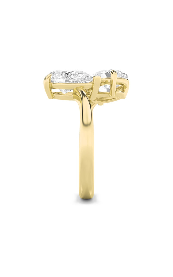 3Cttw Oval Shaped Lab Grown Diamond (F/VS) Toi et Moi Fashiion Ring in 14K Gold