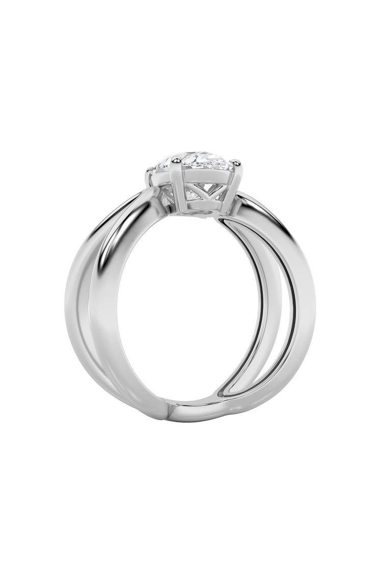 2Cttw Oval Shaped Lab Grown Diamond (F/VS) Criss Cross Fancy Solitaire Ring in 14K Gold