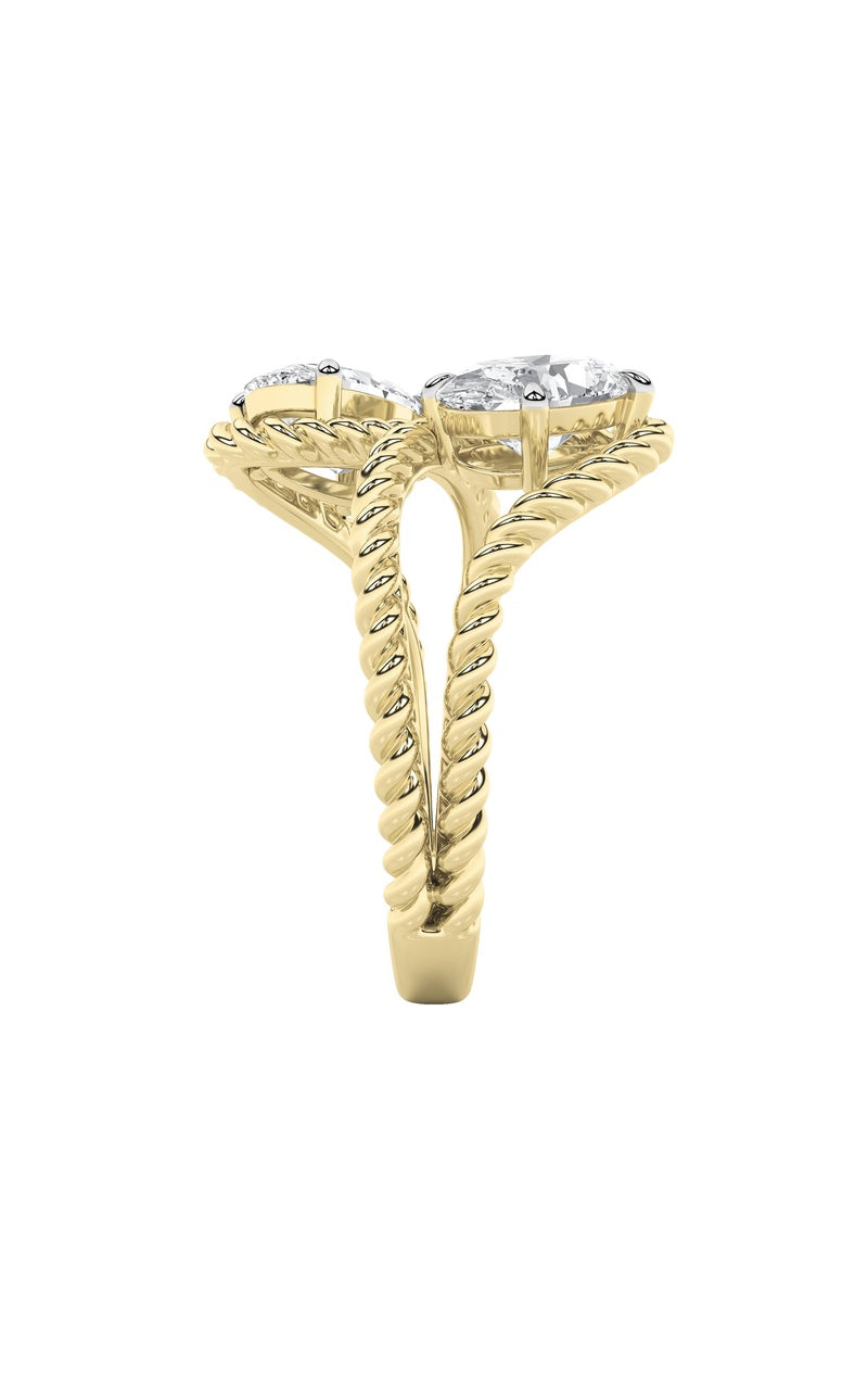 2Cttw Oval Shaped Lab Grown Diamond (F/VS) Toi etMoi Fashiion Ring in 14K Gold