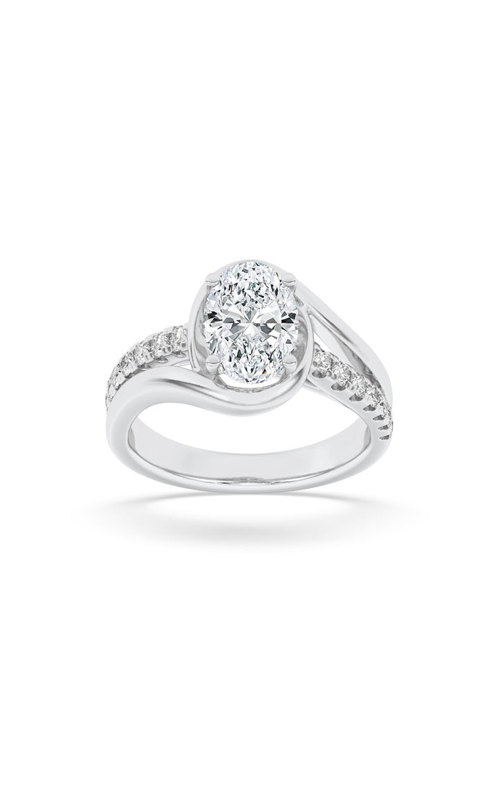 3.5Cttw Oval Shaped Lab Grown Diamond (F/VS) Swirl Shank Accented Engagement RING in 14K Gold