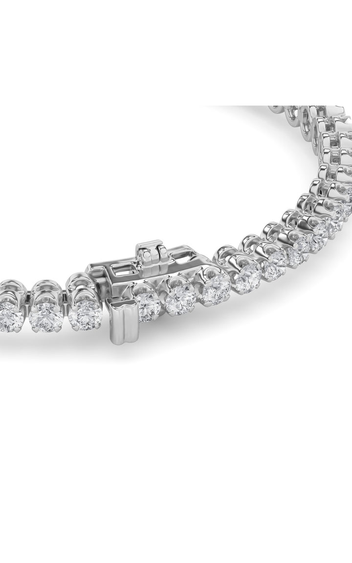 5Cttw Round Shaped Lab Grown Diamond (F/VS) Graduating Tennis Bracelet in 14K Gold