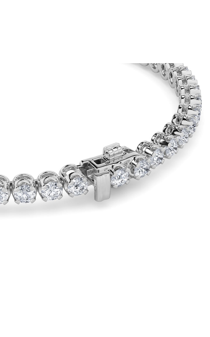 8Cttw Round Shaped Lab Grown Diamond (F/VS)  Bracelet in 14K Gold