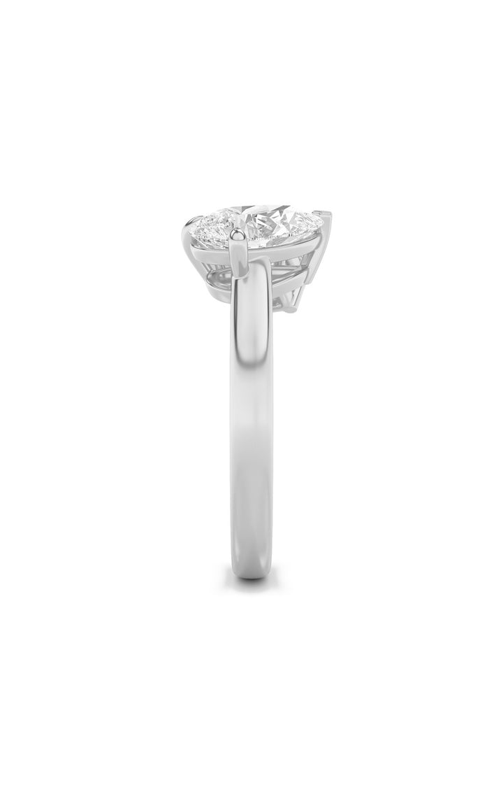 3Cttw Emerald Shaped Lab Grown Diamond (F/VS) Toi et Moi Fashiion Ring in 14K Gold