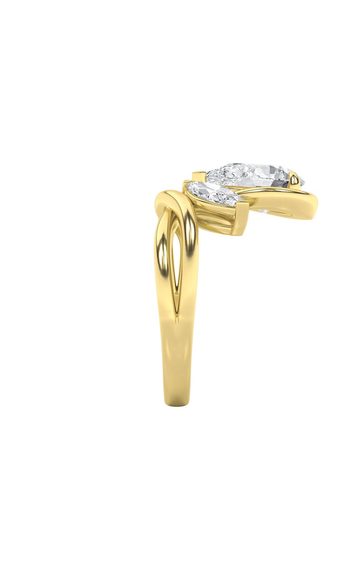 3CTW Pear Shaped Lab Grown Diamond (F/VS) Knot Ring in 14K Gold